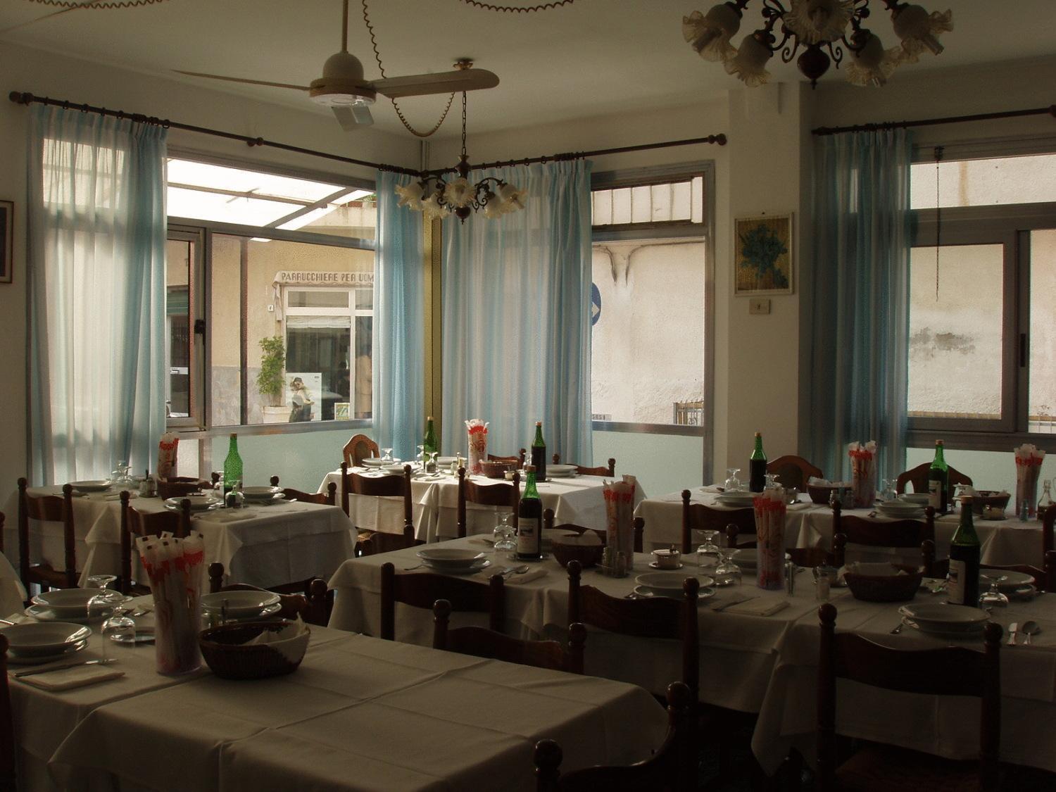 Hotel Aquilia Laigueglia Bagian luar foto
