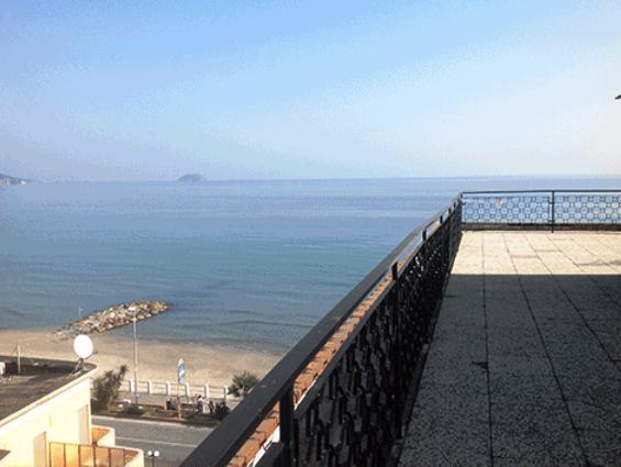 Hotel Aquilia Laigueglia Bagian luar foto